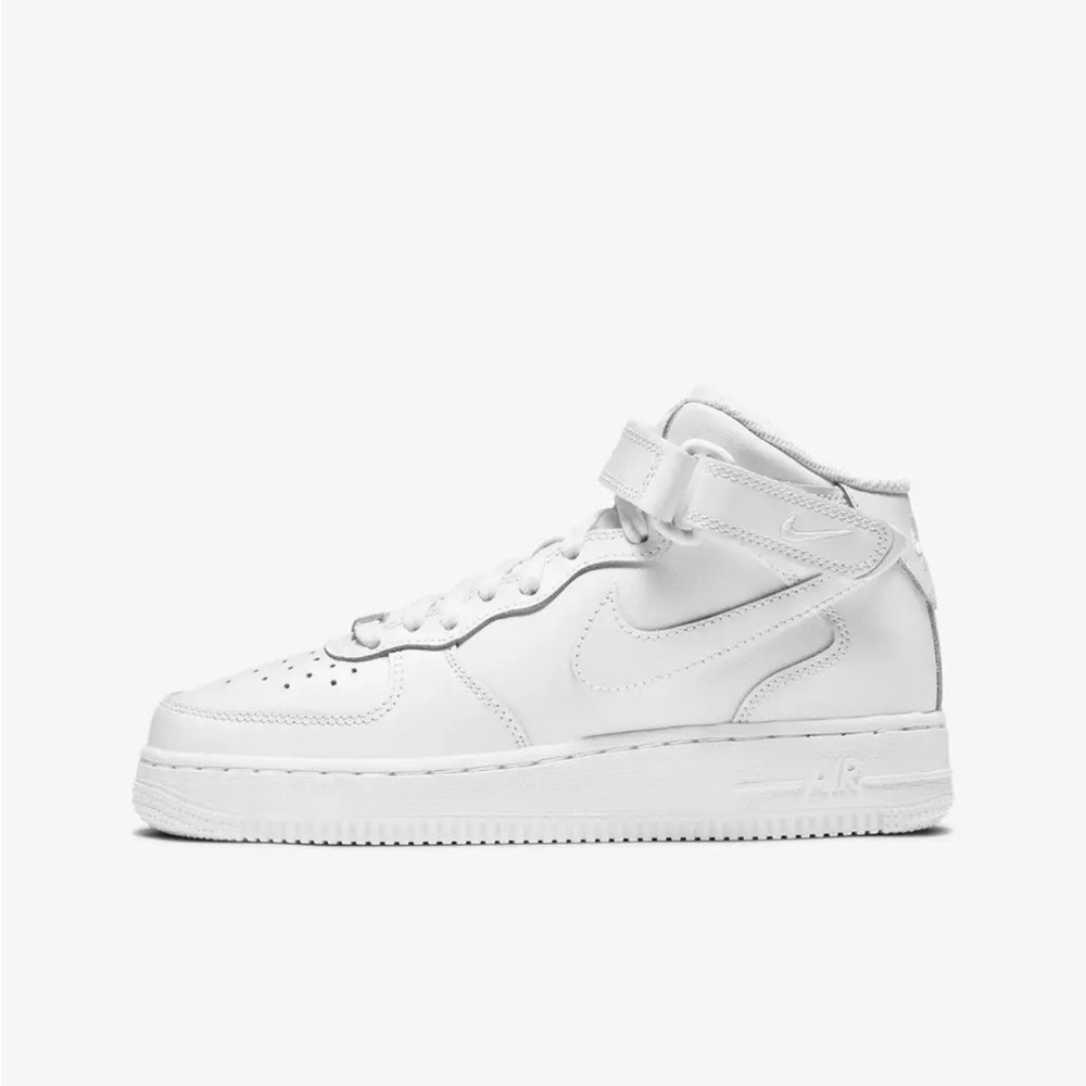 Nike Air Force 1 Mid LE Size 5Y WORN FOR ONE HOUR FOR A PHOTO SHOOT